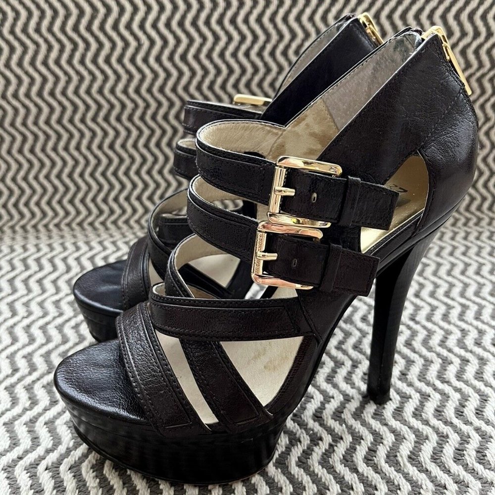 Michael Kors Brown Leather High Heels With Gold Zipper Good Condition Size 6